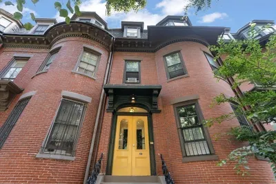 80 E Brookline St #1