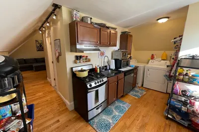 5 Irving S St #3