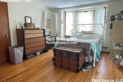 15 Oak St #2