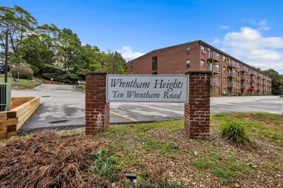 10 Wrentham Rd #108 1