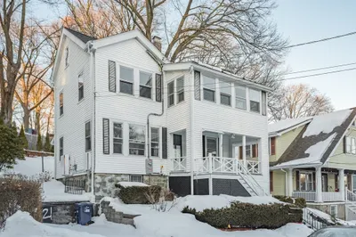21 Upcrest Rd 1