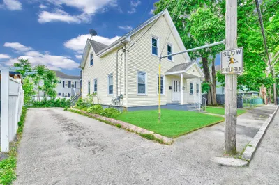 10 Milton St #2 1