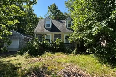 203 Willow St