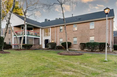 20 Brian Dr #B