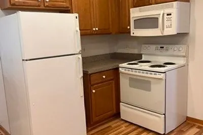 1 Rhubena St #2L 1