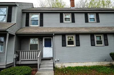 192 Pleasant St #16