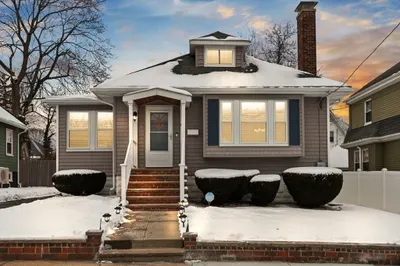 64 Clifton Street