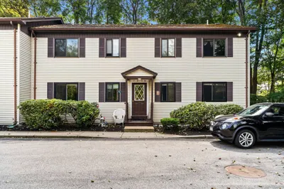 16 Cleveland Place #8 1
