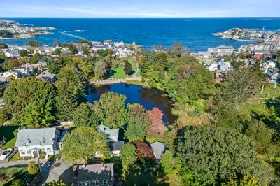 6 Holbrook Ct. 1