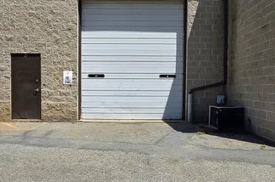 4 Box Car Blvd #4 1