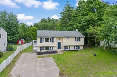 540 Bodwell Rd 1