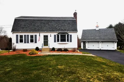52 J Davis Rd 1