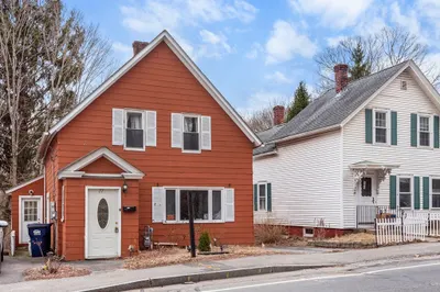 77 W Main St 1