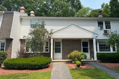 19 Riversedge Drive #19