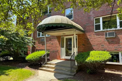 79 Walnut Street #7