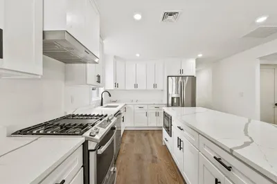 17 Wellington Ave #2