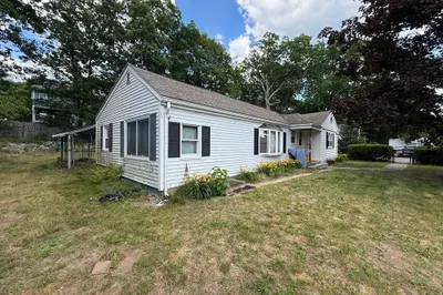 44 Glenside Ave
