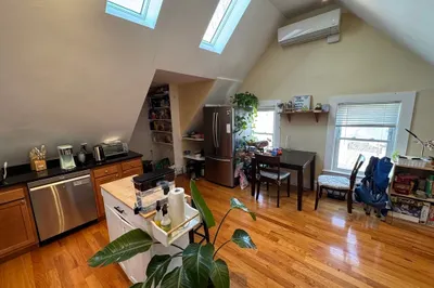 87 Morrison Ave #2R 1