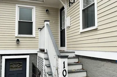 101 School Street #101