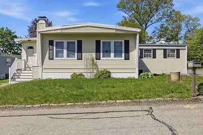3 Holly Road 1