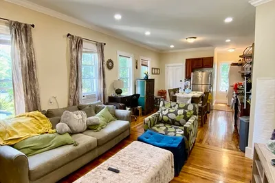 5-9 Fuller St #7 1