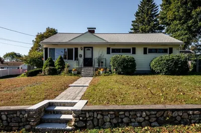 14 Coronet Ave 1