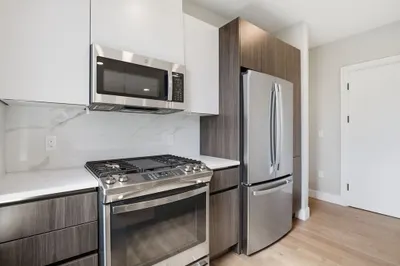9 Central St #304 1