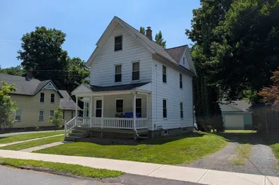28 Walnut Street #2 1