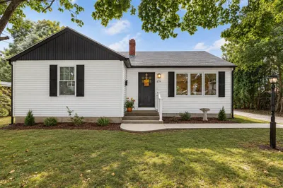 279 Caroline St 1