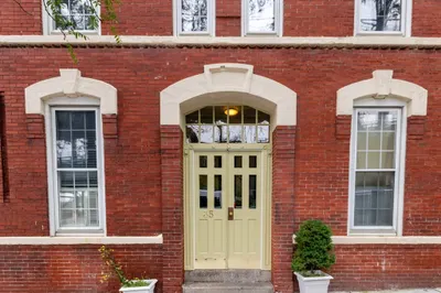 35 Chestnut St #3