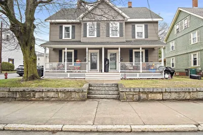 111-113 Pleasant St