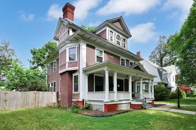 28 Marengo Park