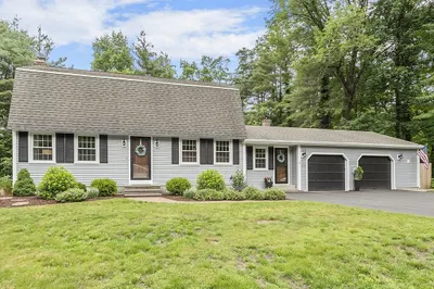 27 Tanglewood Rd 1