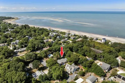 66 Roberts Rd 1