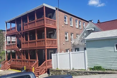 48 Pond St #3