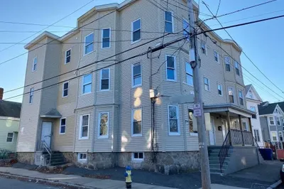2 Thorndike St #1