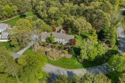 91 Ridgewood Dr