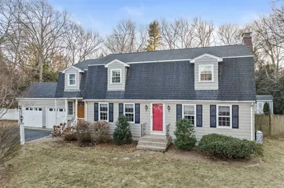 47 Carroll Dr 1