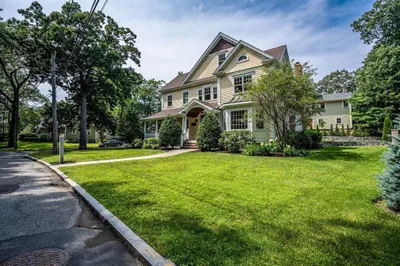 52 North Border Rd 1