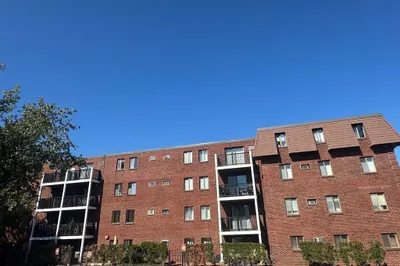 5 Washington St #B2