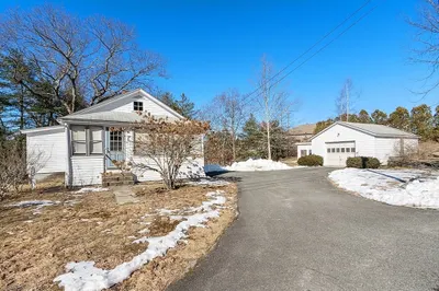 21 Smith Ave