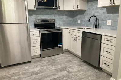 7 Birchwood Pt #204 1