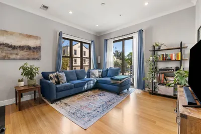 88 B Street #101