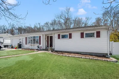 393 Almy Rd 1