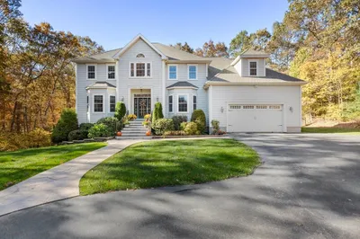 16 Hilltop Dr 1