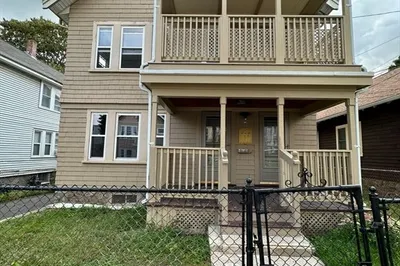 11 Bradeen St #2