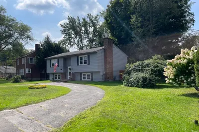 424 Elm St 1