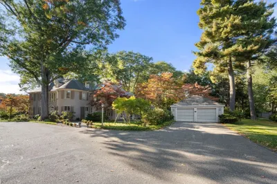 2 Phillips Pond Rd #2 1