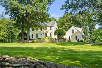 145 Wallace Hill Rd 1