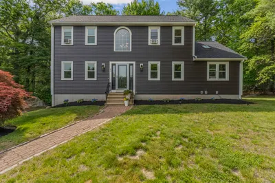 42 Brookside Dr 1